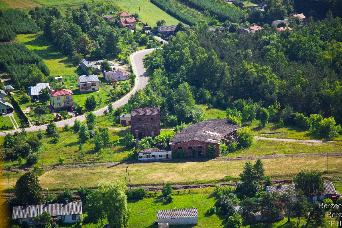 Kompleks budynków pokolejowych wykadrować